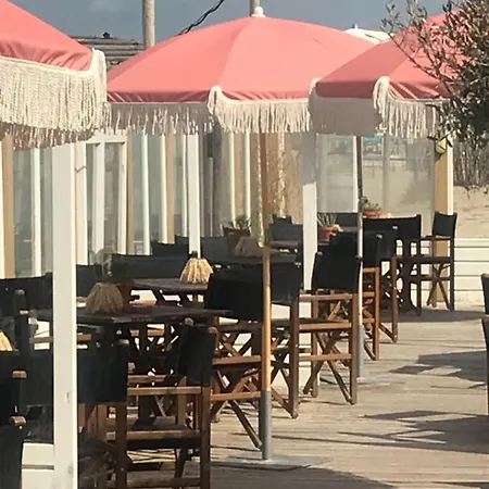 For 2 At The Chalet *